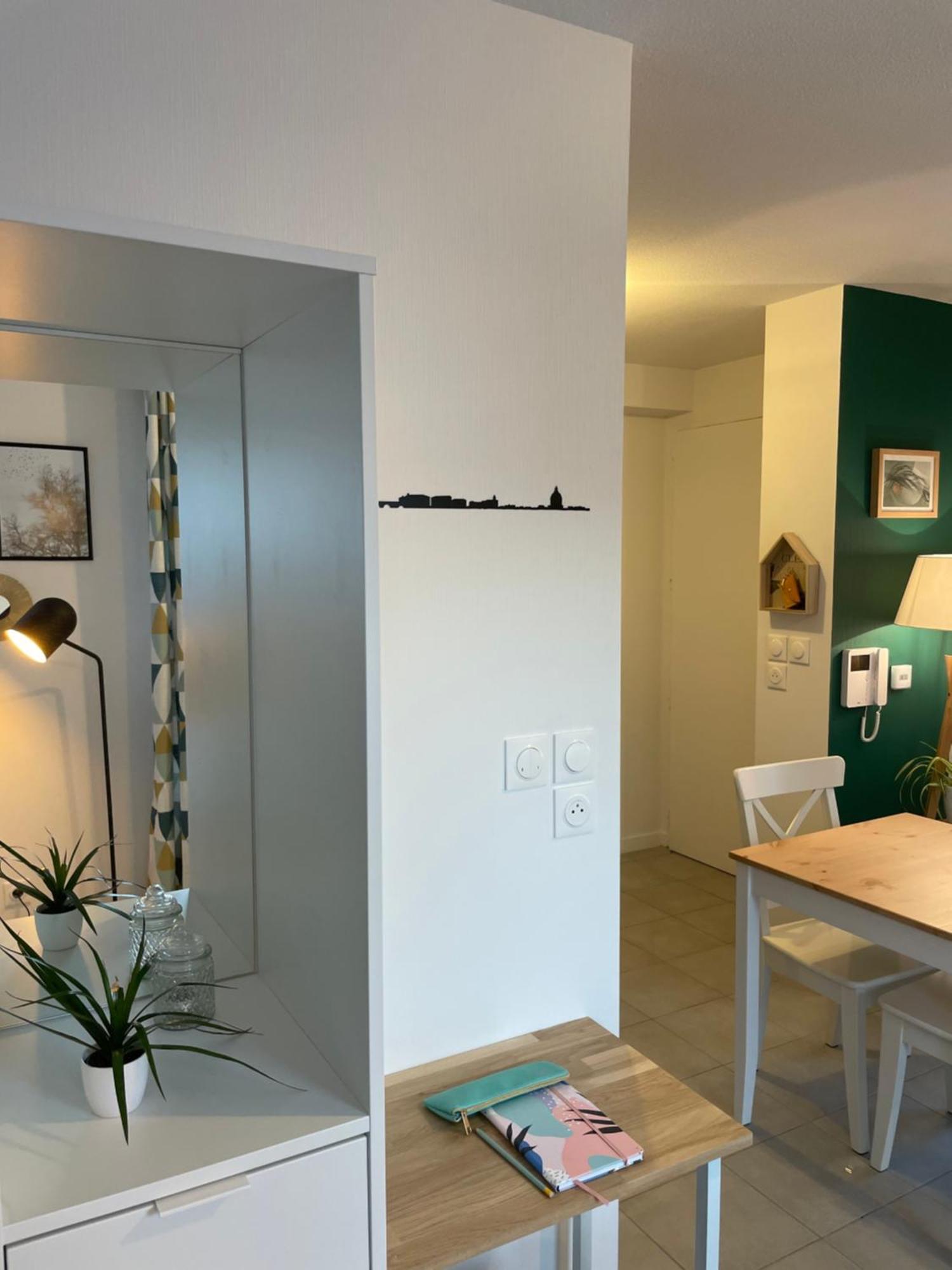 شقة Minimes, Studio Cosy Tout Confort, Wifi, Parking تولوز المظهر الخارجي الصورة